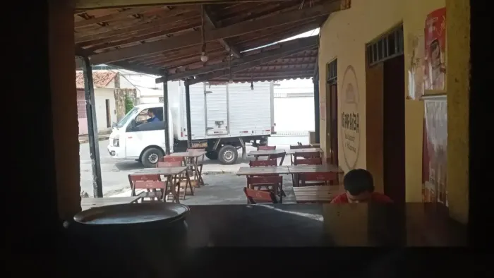 Ponto Comercial 72m² com 3 Salas  Ideal para Alimentação ou Depósito (próximo ao Hemoce)