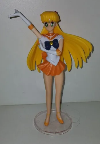 BONECA SAILOR MOON VENUS MINAKO MINA AINO COLADA NA BASE