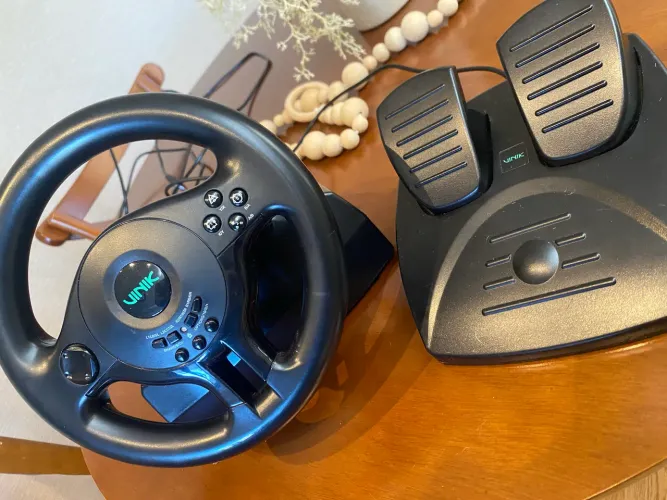 Volante Vinik para diversos consoles