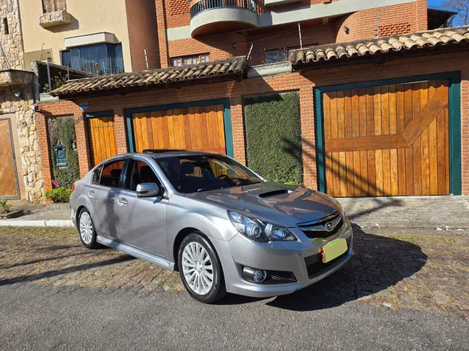 Subaru Legacy GT 2.5 16V 280cv Aut. 2011