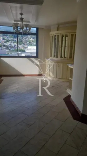 Apartamento para Venda em Florianópolis, Centro, 3 dormitórios, 3 suítes, 4 banheiros, 3 v
