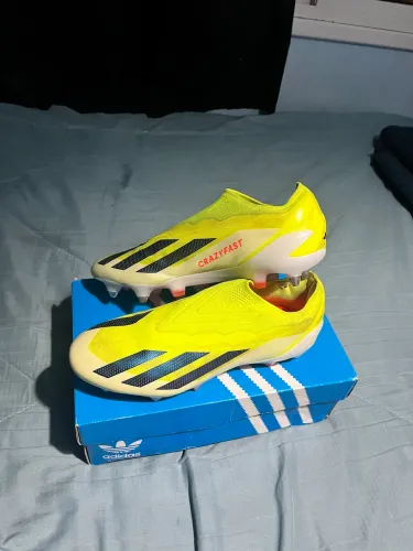 Chuteira Adidas elite 