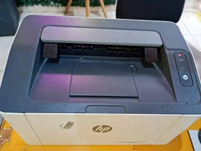 Impressora laser HP 107 W