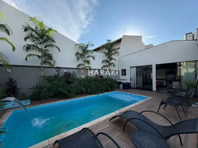 Casa à venda em Vila Bosque, Maringá-PR