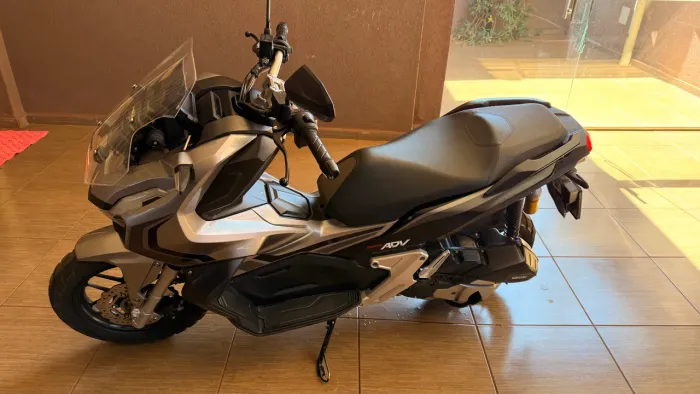 Honda ADV top zerada