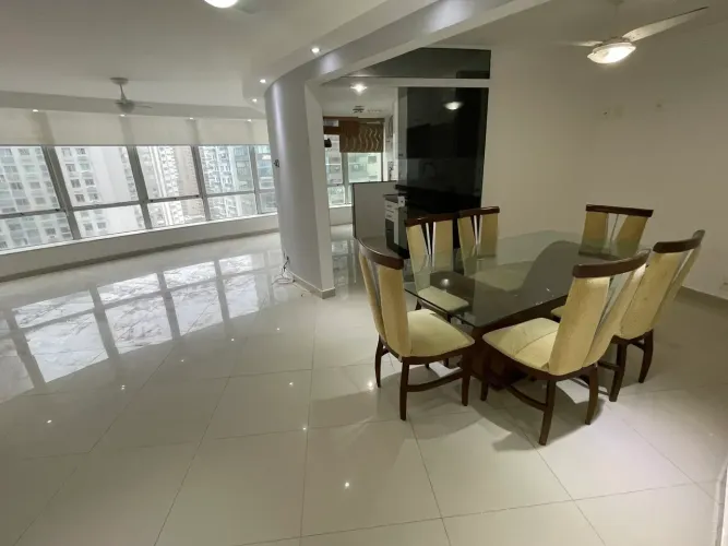 Barra da Tijuca - Torre Ernest Hemingway Posto 5 da orla