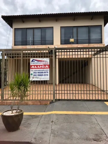Sobrado para aluguel tem 230 metros quadrados com 4 quartos em Jardim América - Goiânia -