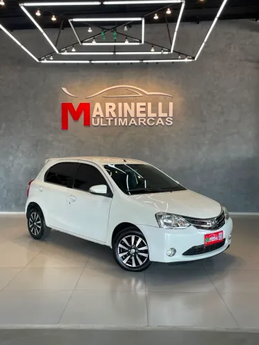 Toyota Etios Platinum 1.5 Flex 16V 5P Mec. 2015