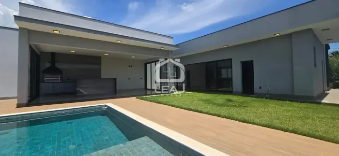 Casa de 284m² à Venda de Alto Padrão com 3 suítes e 4 vagas de garagem em Itu | Zona Sul d