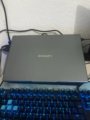 Notebook Lenovo 6 meses de uso sem nenhum detalhe
