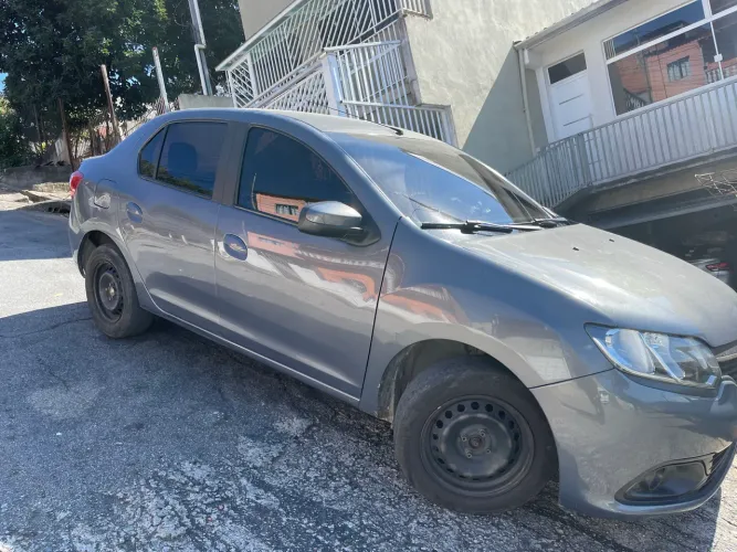 Renault Logan Expression Hi-flex 1.6 8V 4P 2016