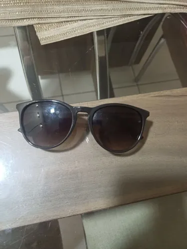 Oculos da Renner 70
