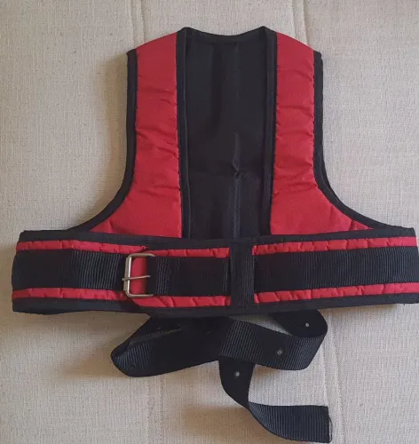 Capacete infantil + cinto colete