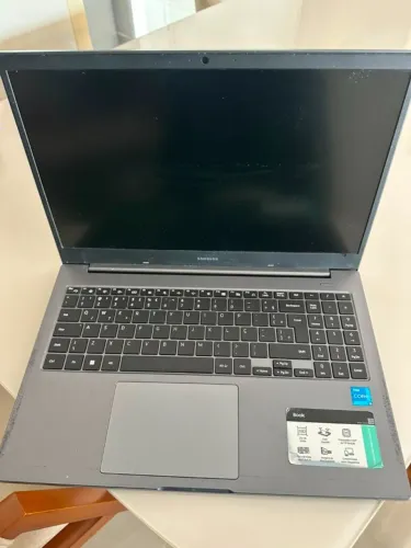Notebook Samsung Book 550XDA - Intel I5 11ª Geração - 16gb Ram - SSD 256GB