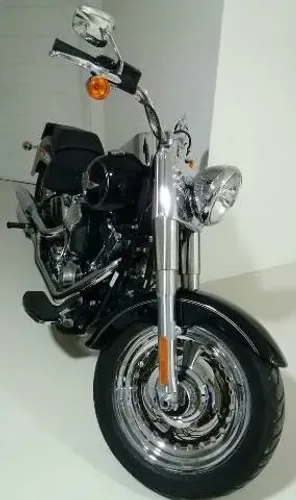 Harley-Davidson Fat Boy 2017- 5.900 km (Estado de Zero)