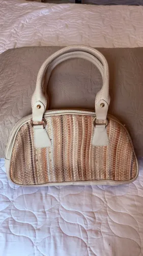 Bolsa de ombro/mão Arzon trançada nude