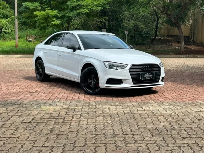 Audi A3 Sedan 1.4 TFSI Flex Tiptronic 4P 2018