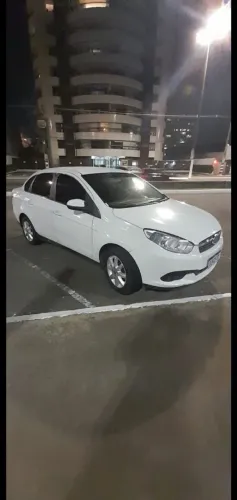Fiat Grand Siena Tetrafuel 1.4 EVO F. Flex 8V 2013