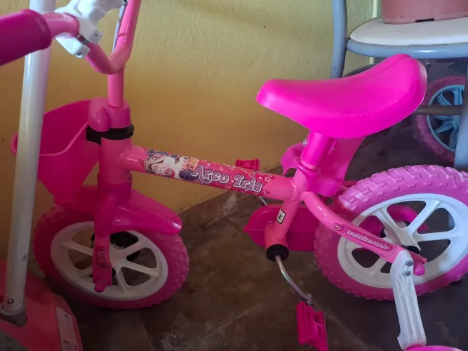 Bicicleta infantil aro 12 pequena