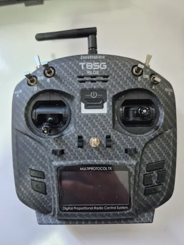 Rádio controle jumper T8SG V2