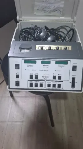 AUDIÔMETRO MAICO MA41 DIGITAL COMPLETO CALIBRADO COM TODOS OS ACESSÓRUIOS ORIGINAIS