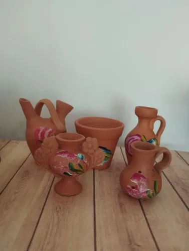 Miniaturas de cerâmica portuguesa