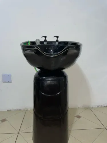 Lavatório portátil com aquecedor