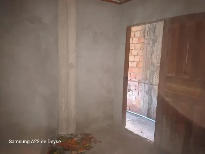 Vendo casa, Bem Localizada próximo a hospitais, mercados e shoppings!