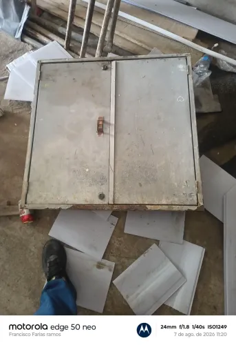 Quadro de energia pra 4 relógio valor 400,00 reais completo com barramento