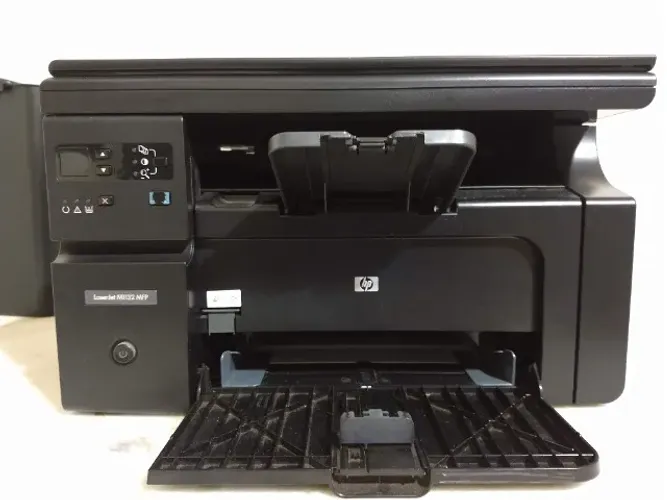 Impressora LaserJet HP M1132 MFP