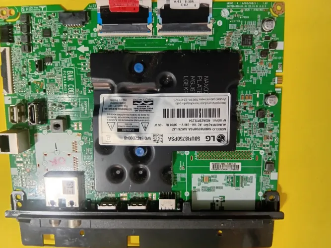 Placa de sinal TV LG 50UR8750