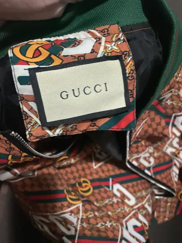Jaqueta Gucci italiana 