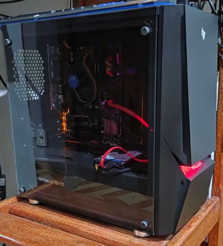 PC Gamer de alta performance, só pegar e ser feliz (Aceito cartão)