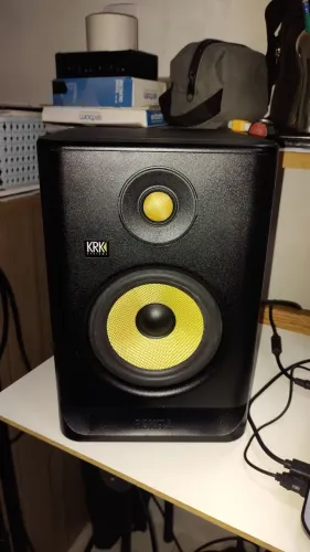MONITOR DE AUDIO KRK.