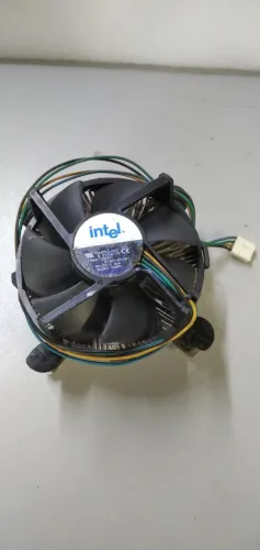 Cooler Intel