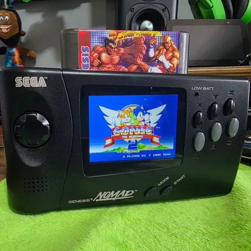 Sega Gênesis Nomad + PAC de bateria e Everdrive