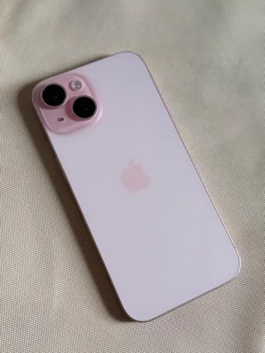 iPhone 15 rosa 128gb + 6 capas