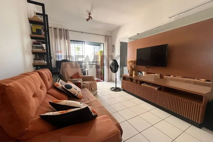 Apartamento reformado com 58 m² em Setúbal, próximo à praia