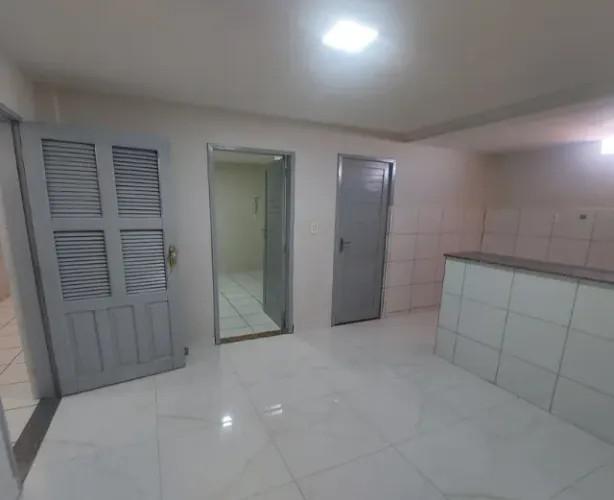 Aluga-se apto bairro doze anos 2/4