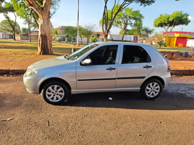 Fiat Palio 1.0 Cel. Econ./italia F.flex 8V 4P 2011