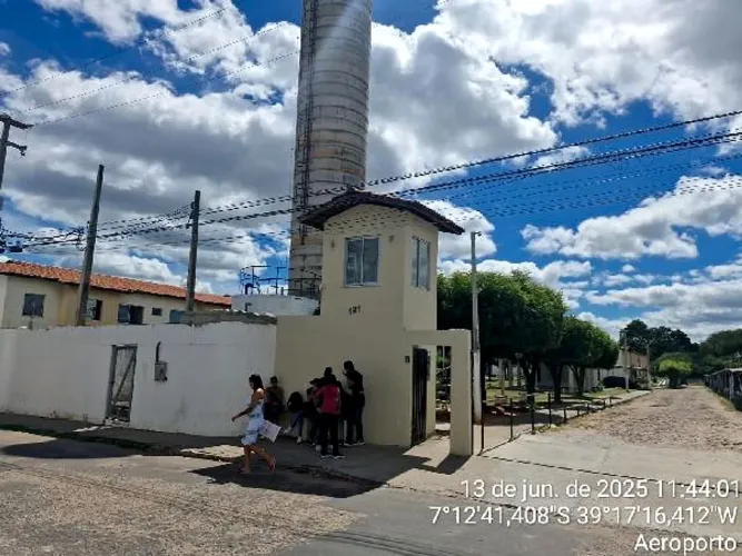 Apartamento no AEROPORTO em Juazeiro do Norte/CE - Caixa *1910