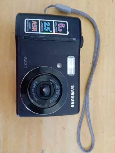 Máquina fotográfica digital Samsung 