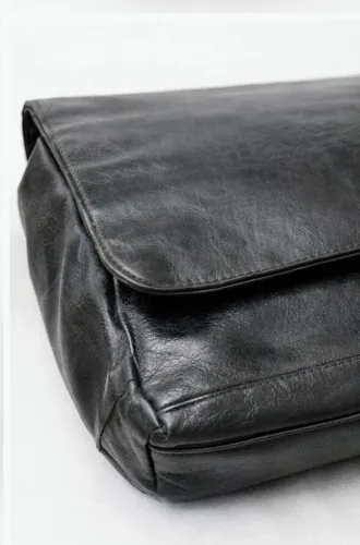Bolsa Tiracolo de Couro Preta Unissex Estilo Clássico