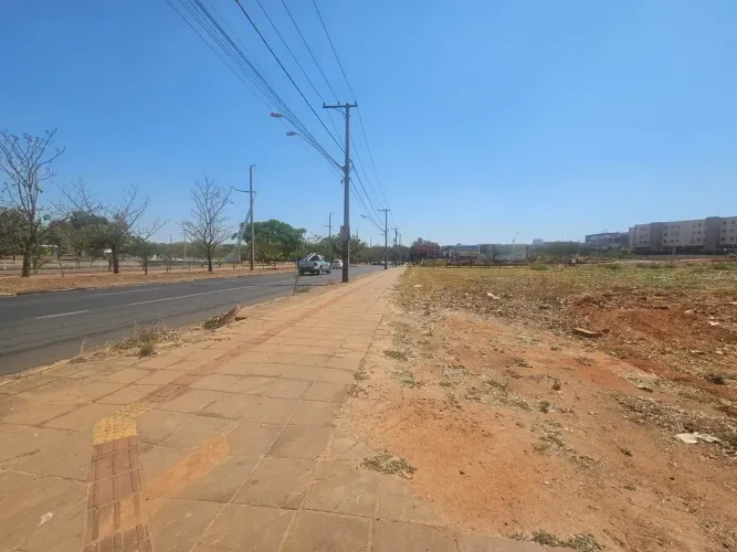 Área incrível a venda com medida de 4.800 m² em ótima localização na Avenida Philadelfo G.