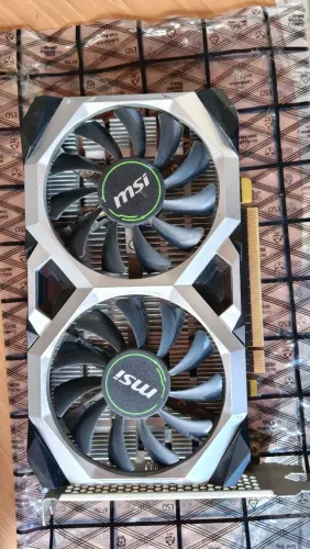 Placa de vídeo GTX 1650 4GB