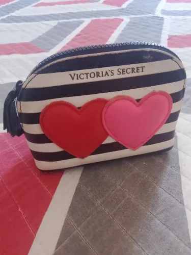 Nécessaire Victoria's Secret e Farm