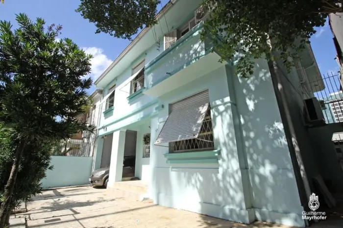 Casa com 4 dormitórios para alugar, 350 m² por R$ 9.900,00 - no bairro Auxiliadora - Porto