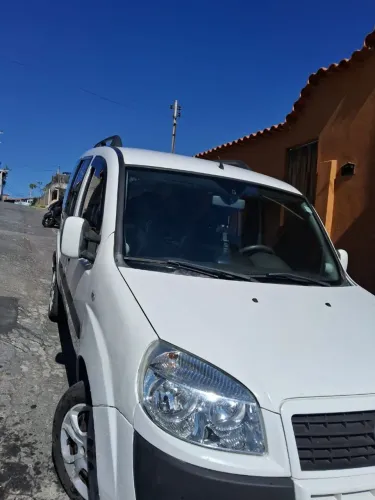 Fiat Doblo Essence 1.8 Flex 16V 5P 2014