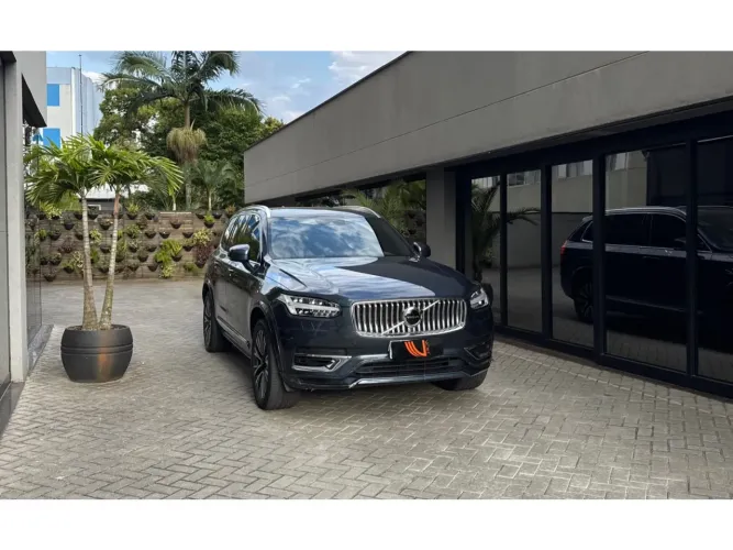Volvo XC-90 XC 90 T-8 Híbrido Momentum 2.0 5P 2021