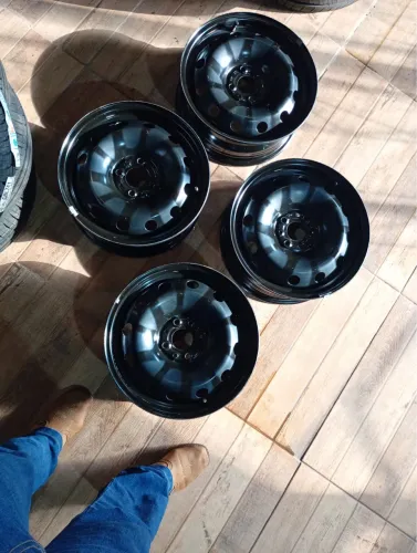 Vende - se 4 rodas aro 16 original Fiat